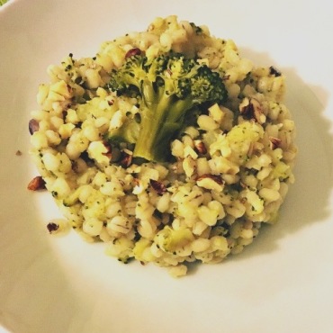 ORZOTTO BROCCOLI E NOCI